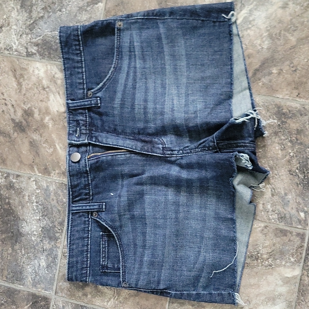 Universal threads size 10 shorts